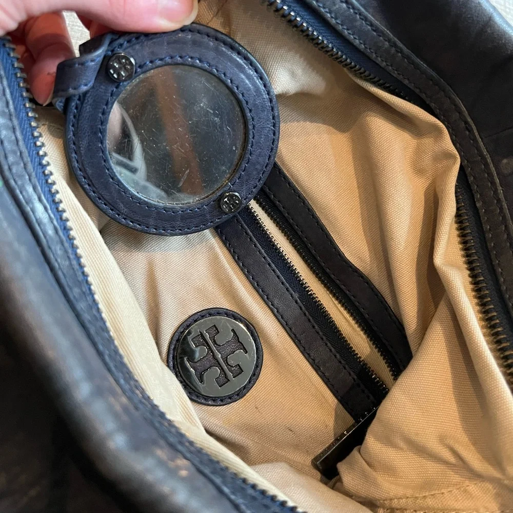 Vintage Tory Burch- Blue Leather Bowling Tote with Hand Painted Green Spider - Picture 7 of 10